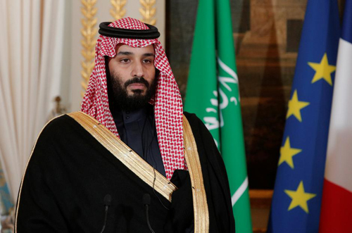 Thái tử Arab Saudi Mohammed bin Salman tham dự buổi họp báo tại điện Elysee ở Paris, Pháp hôm 10/4. Ảnh: Reuters.
